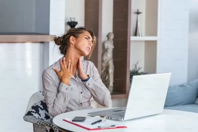 Cannabidiol et douleurs cervicales : Arrêtez le mal de cou